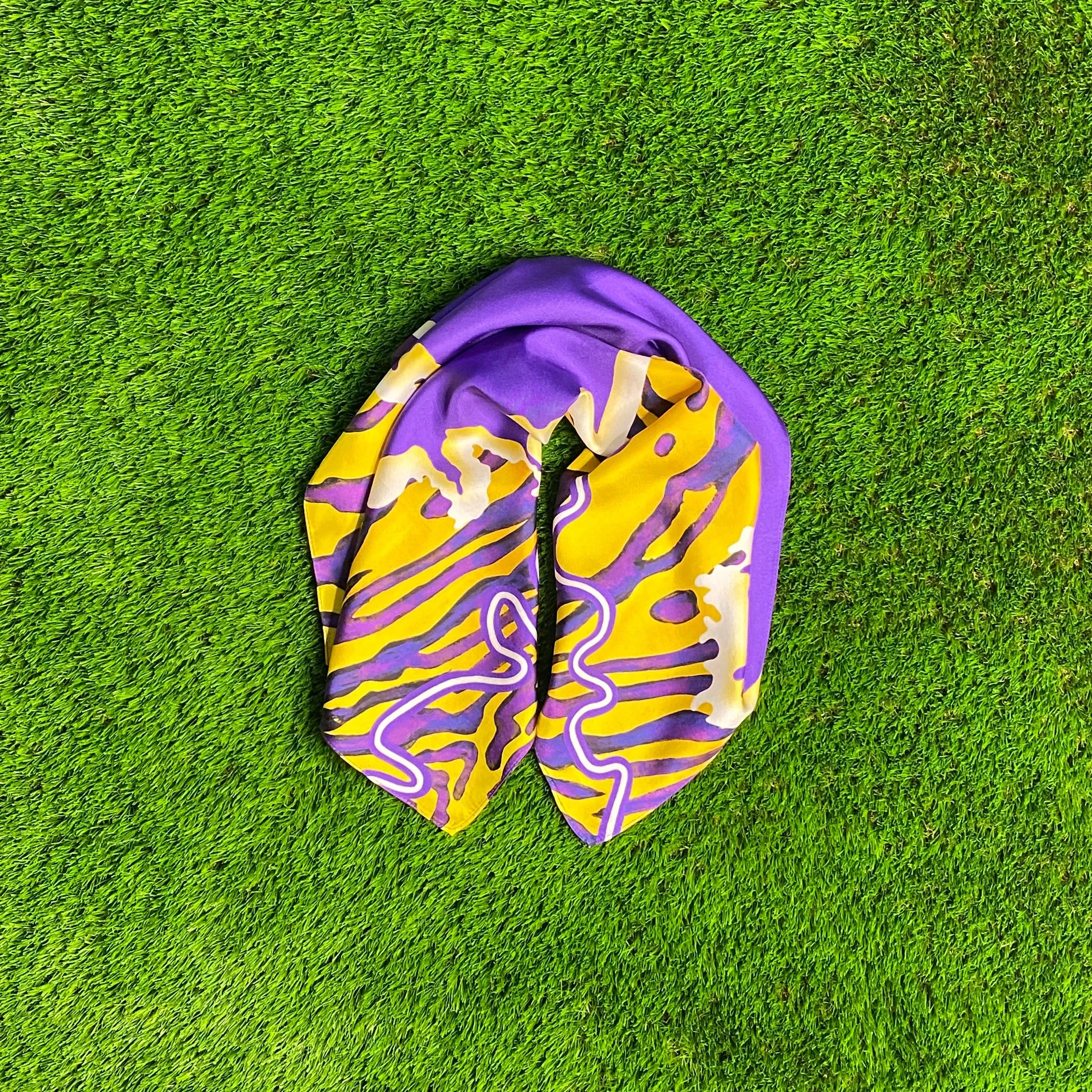 The Baton Rouge Scarf 24in